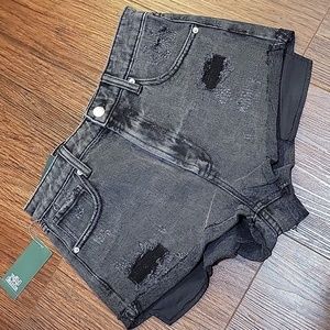 WILD FABLE 4 black distressed HIGHEST RISE CHEEKY SHORTS NWT